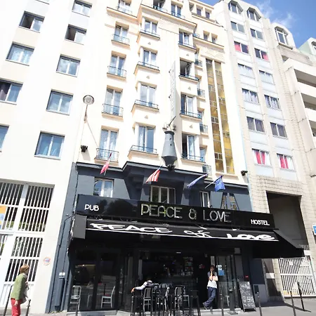 Hostel Peace & *