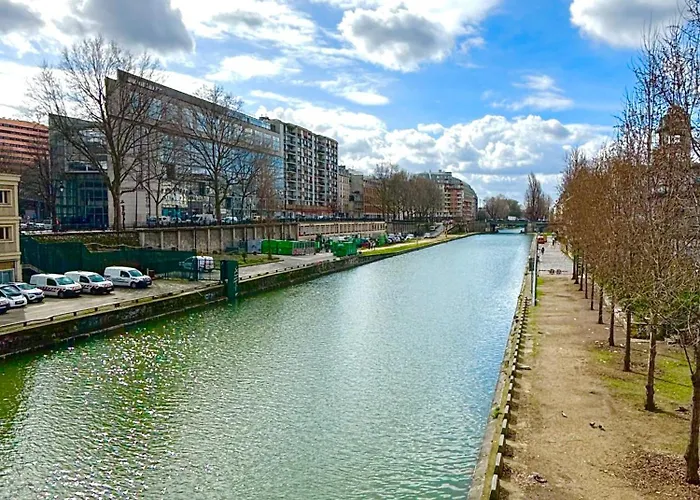 Хостел Peace & Париж