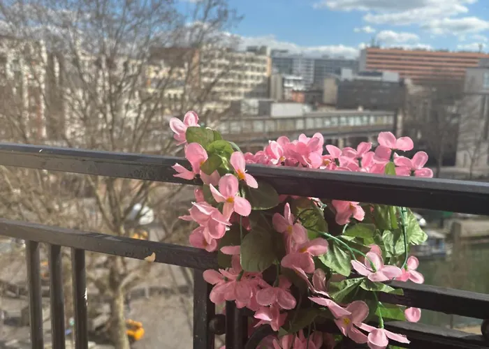 Peace & * Париж