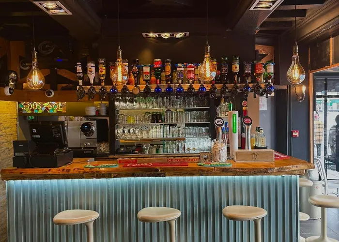 Хостел Peace & Париж