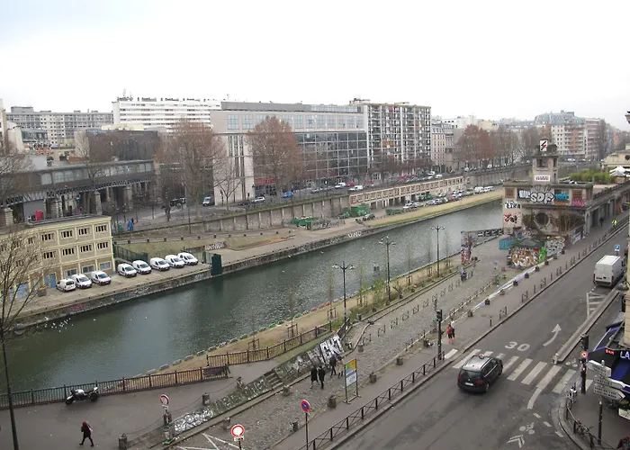 Хостел Peace & Париж