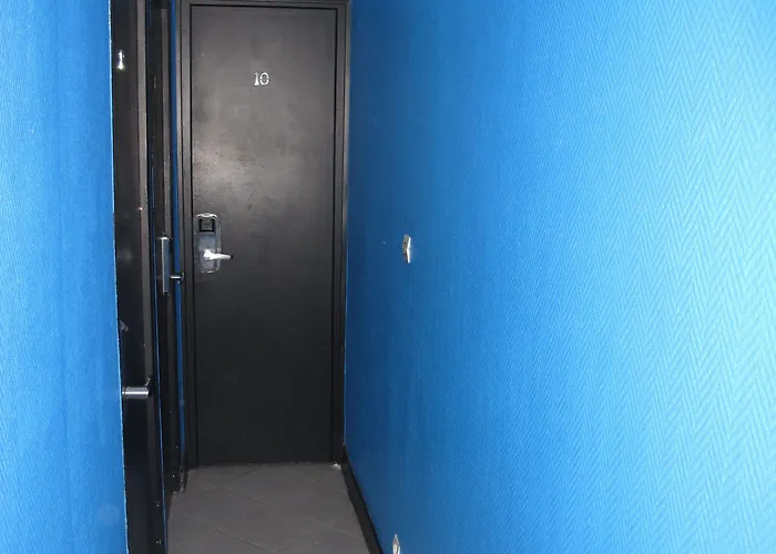 Хостел Peace & *