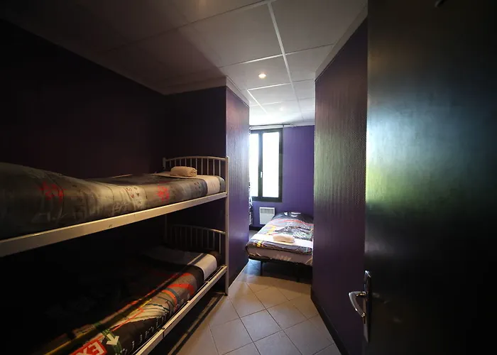 Auberge de jeunesse Peace & *