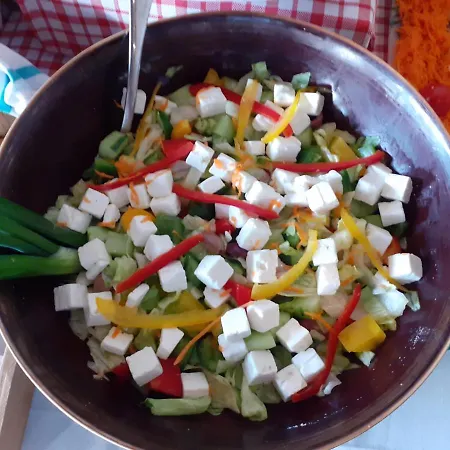 Peace & بيت شباب *