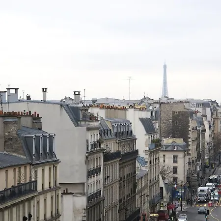 Hostel Peace & Paris