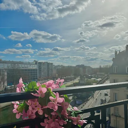 Peace & * Paris