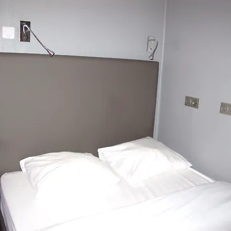 Peace & * باريس