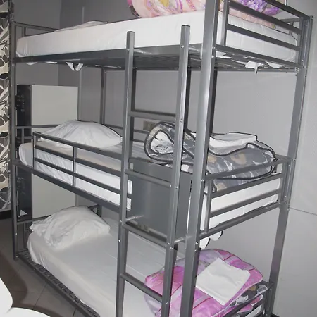 Peace & * باريس