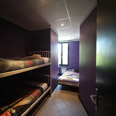 Hostel Peace & *
