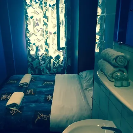 Hostel Peace &