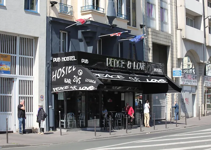 Peace & Ostello *